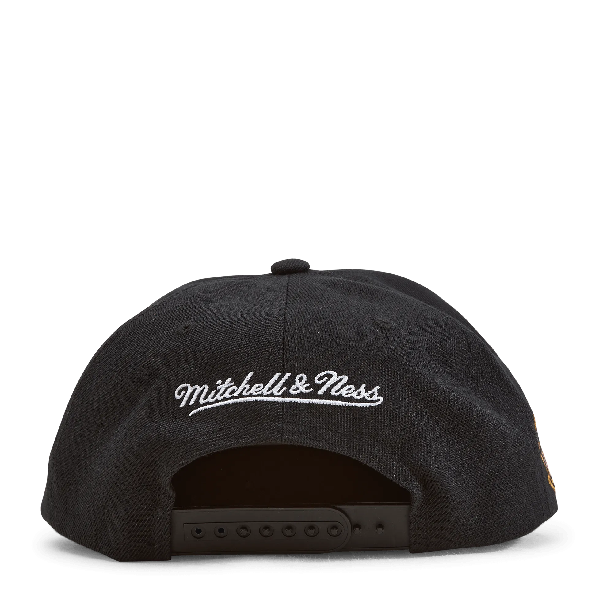 Bulls Top Spot Snapback HWC
